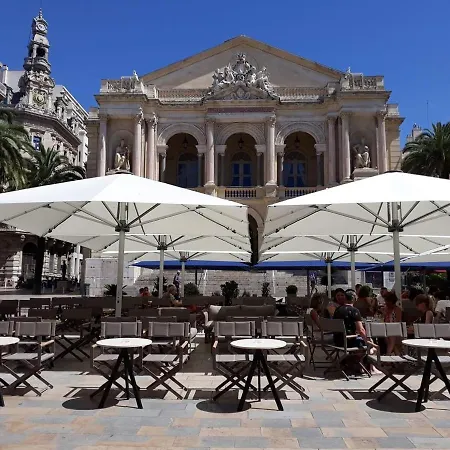 Grande Terrasse Avec Vue - T2 Climatise - Hyper-centre Apartmán Toulon