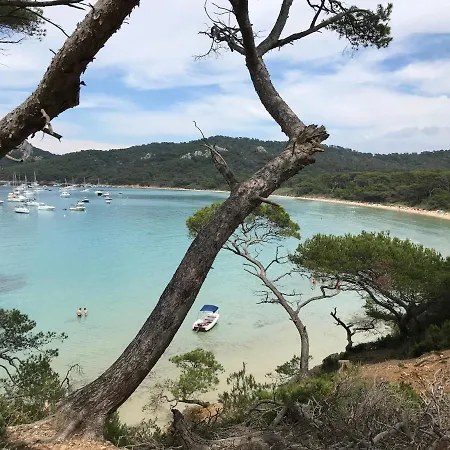 2 Pieces Avec Grande Terrasse - Centre De 公寓