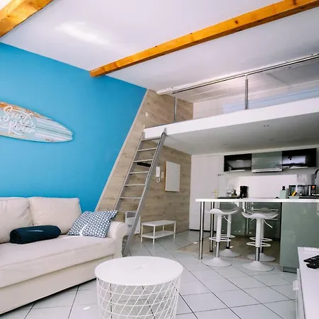 2 Pieces Avec Grande Terrasse - Centre De 公寓