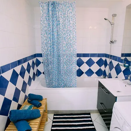 公寓 2 Pieces Avec Grande Terrasse - Centre De 土伦